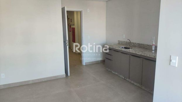 Foto 3 do(a) Apartamento de 2 quartos para alugar em Segismundo Pereira, Uberlândia