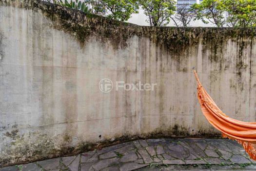 Foto 34 do(a) Apartamento de 1 quartos à venda em Santo Antônio, Porto Alegre