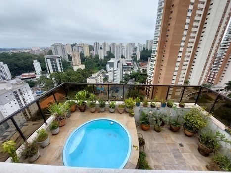 Foto 15 do(a) Apartamento de 4 quartos à venda em Vila Andrade, São Paulo