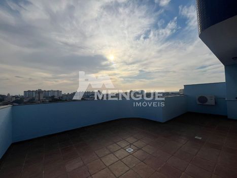 Foto 32 do(a) Cobertura de 4 quartos à venda em Jardim Itu, Porto Alegre