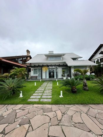 Foto 1 do(a) Casa de 5 quartos para alugar em Jurerê Internacional, Florianópolis
