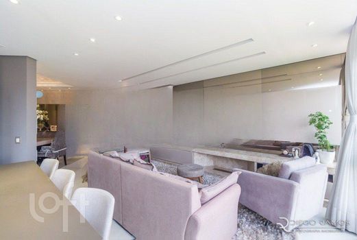 Foto 4 do(a) Apartamento de 3 quartos à venda em Vila Jardim, Porto Alegre