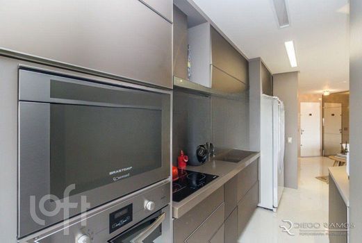 Foto 8 do(a) Apartamento de 3 quartos à venda em Vila Jardim, Porto Alegre