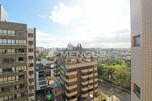 Foto 17 do(a) Cobertura de 3 quartos à venda em Jardim Itu, Porto Alegre