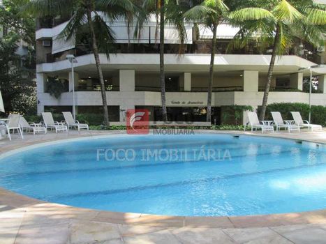 Foto 3 do(a) Apartamento de 4 quartos à venda em Lagoa, Rio de Janeiro
