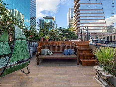 Foto 2 do(a) Casa de 3 quartos à venda em Vila Nova Conceição, São Paulo