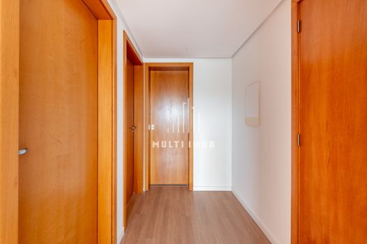 Foto 14 do(a) Apartamento de 3 quartos à venda em Chácara das Pedras, Porto Alegre