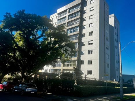 Foto 48 do(a) Apartamento de 3 quartos à venda em Vila Ipiranga, Porto Alegre