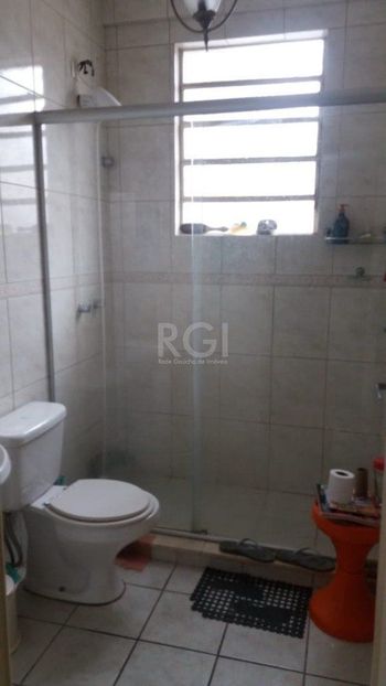 Foto 3 do(a) Flat de 2 quartos à venda em Teresópolis, Porto Alegre