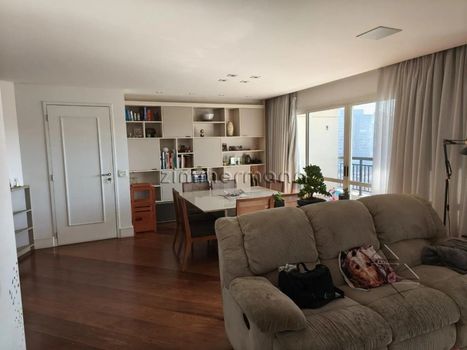 Foto 5 do(a) Apartamento de 4 quartos à venda em Vila Ipojuca, São Paulo