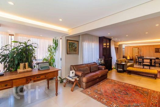 Foto 4 do(a) Apartamento de 4 quartos à venda em Bela Vista, Porto Alegre