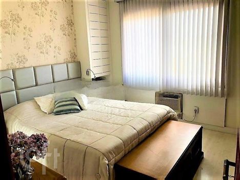 Foto 32 do(a) Apartamento de 3 quartos à venda em Medianeira, Porto Alegre