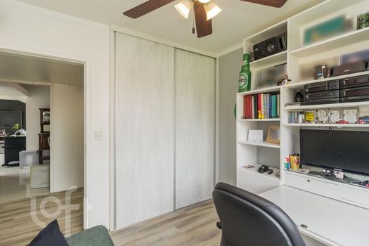 Foto 16 do(a) Apartamento de 3 quartos à venda em Petrópolis, Porto Alegre