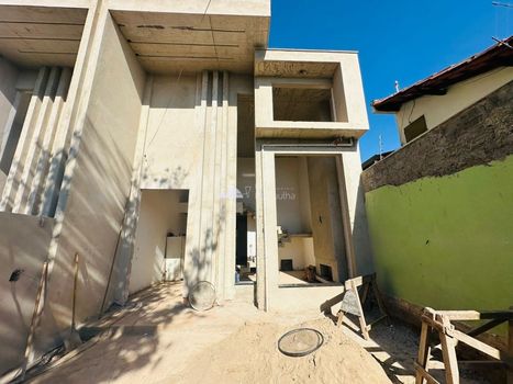 Foto 3 do(a) Casa de 4 quartos à venda em Planalto, Belo Horizonte
