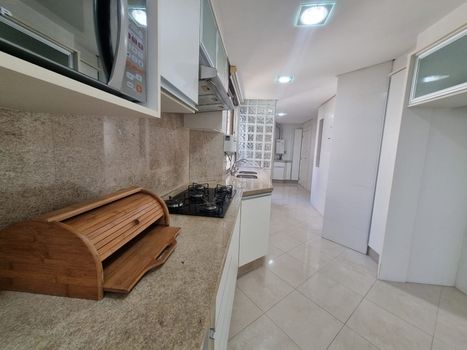 Foto 30 do(a) Apartamento de 4 quartos à venda em Centro, Florianópolis