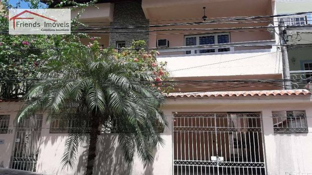 Foto 3 do(a) Casa em Condomínio de 4 quartos à venda em Vila Valqueire, Rio de Janeiro