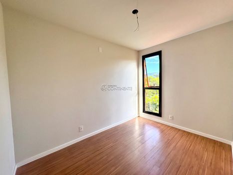 Foto 5 do(a) Apartamento de 2 quartos à venda em Serraria, São José