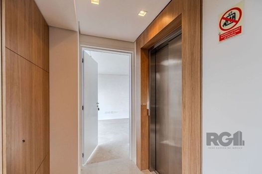 Foto 11 do(a) Flat de 2 quartos à venda em Menino Deus, Porto Alegre