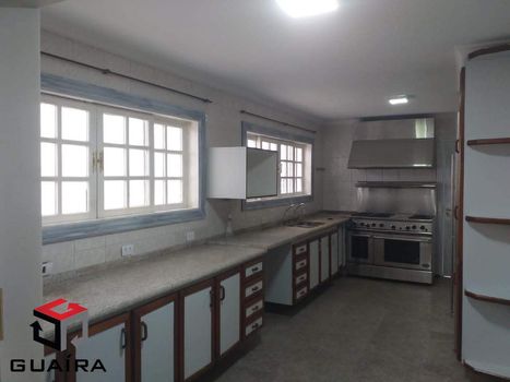 Foto 9 do(a) Casa de 5 quartos à venda em Jardim São Caetano, São Caetano do Sul