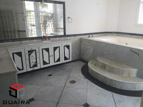 Foto 23 do(a) Casa de 5 quartos à venda em Jardim São Caetano, São Caetano do Sul