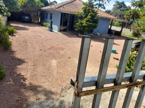 Foto 4 do(a) Fazenda / Sítio / Chácara de 3 quartos à venda em Área Rural de São José dos Pinhais, São José dos Pinhais