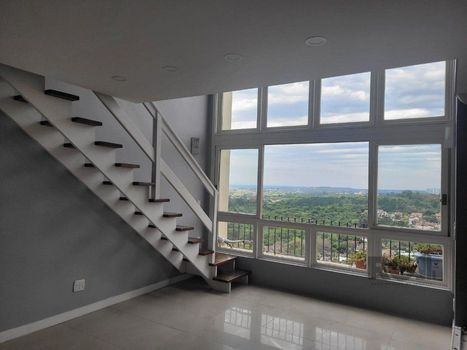 Foto 1 do(a) Flat de 3 quartos à venda em Jardim Sabará, Porto Alegre