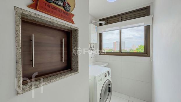 Foto 6 do(a) Apartamento de 1 quartos à venda em Vila Ipiranga, Porto Alegre