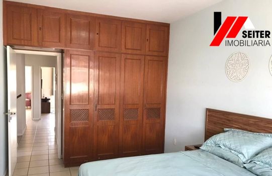 Foto 13 do(a) Casa de 4 quartos à venda em Centro, Florianópolis