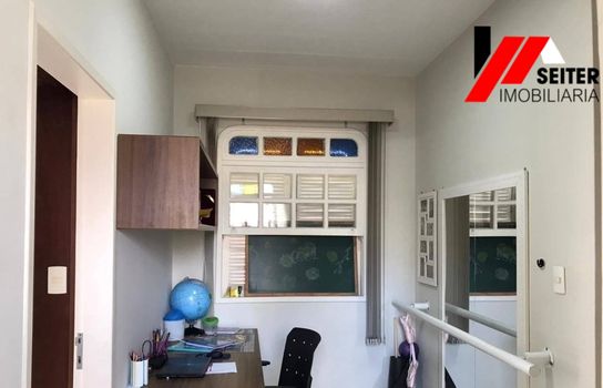 Foto 11 do(a) Casa de 4 quartos à venda em Centro, Florianópolis