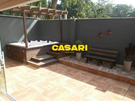 Foto 6 do(a) Casa de 2 quartos à venda em Jardim Club de Campo, Santo André