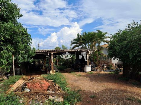Foto 8 do(a) Fazenda / Sítio / Chácara de 4 quartos à venda em Jardim Santo Amaro, Cambé