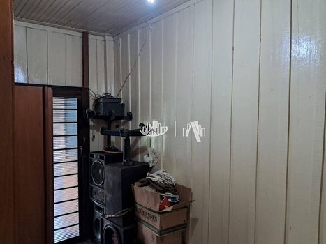 Foto 49 do(a) Fazenda / Sítio / Chácara de 4 quartos à venda em Jardim Santo Amaro, Cambé