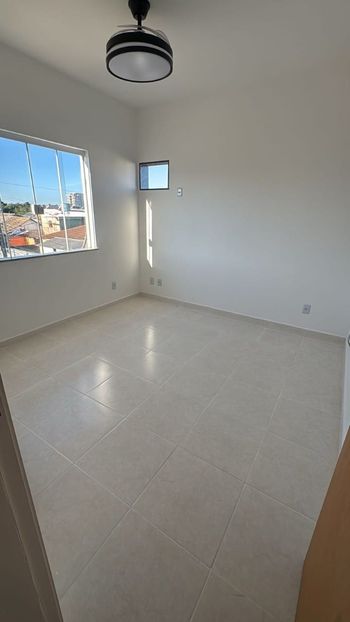 Foto 2 do(a) Apartamento de 2 quartos à venda em Chácara Mariléa, Rio das Ostras
