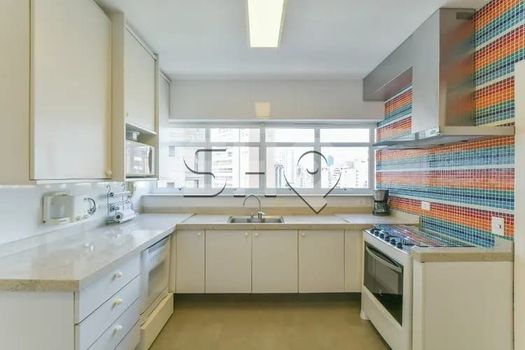 Foto 11 do(a) Apartamento de 3 quartos à venda em Vila Nova Conceição, São Paulo