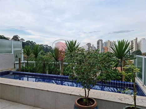 Foto 18 do(a) Casa em Condomínio de 5 quartos à venda em Real Parque, São Paulo