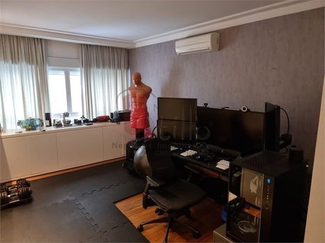 Foto 5 do(a) Casa em Condomínio de 5 quartos à venda em Real Parque, São Paulo