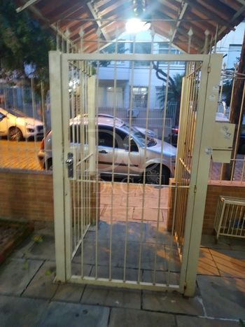 Foto 2 do(a) Apartamento de 3 quartos à venda em Santana, Porto Alegre