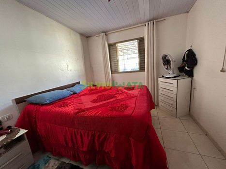 Foto 2 do(a) Casa de 4 quartos à venda em Jardim Ouro Verde III, Sarandi