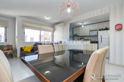Foto 3 do(a) Apartamento de 3 quartos à venda em Vila Ipiranga, Porto Alegre