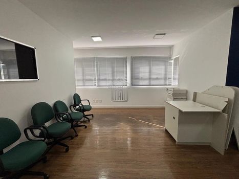 Foto 4 do(a) Sala / Conjunto Comercial de 2 quartos à venda em Centro, Santo André
