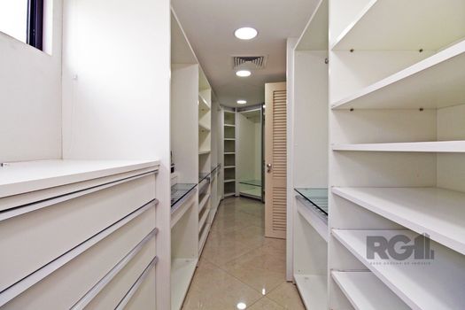 Foto 15 do(a) Cobertura de 4 quartos à venda em Moinhos de Vento, Porto Alegre