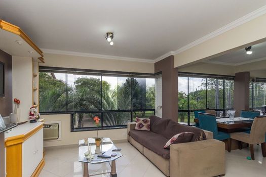 Foto 2 do(a) Flat de 3 quartos à venda em Jardim Itu, Porto Alegre