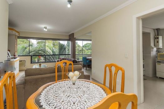 Foto 3 do(a) Flat de 3 quartos à venda em Jardim Itu, Porto Alegre