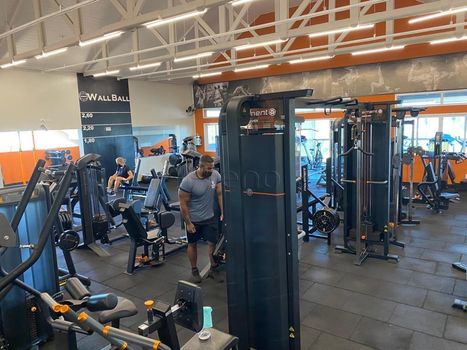 Foto 41 do(a) Casa false para alugar em Swiss Park, Campinas