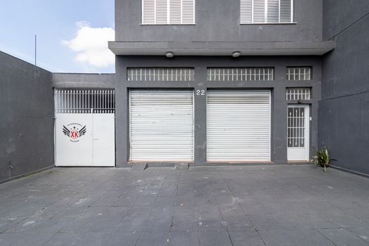 Foto 1 do(a) Casa de 3 quartos à venda em Vila Cavaton, São Paulo