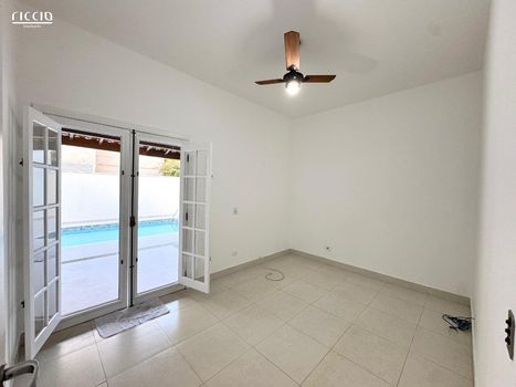 Foto 15 do(a) Casa em Condomínio de 3 quartos à venda em Jardim das Colinas, São José dos Campos