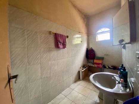 Foto 5 do(a) Casa de 3 quartos à venda em Zona V, Umuarama