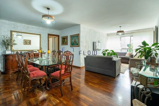 Foto 1 do(a) Apartamento de 3 quartos à venda em Itaim Bibi, São Paulo