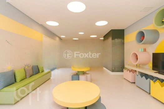 Foto 19 do(a) Apartamento de 2 quartos à venda em Navegantes, Porto Alegre