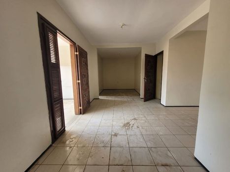 Foto 44 do(a) Casa de 5 quartos à venda em Jardim Cearense, Fortaleza